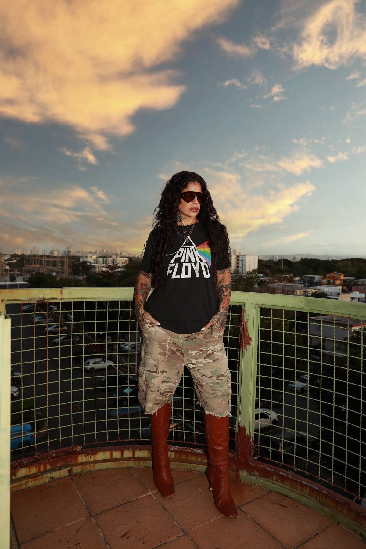 “Pink Floyd” t-shirt