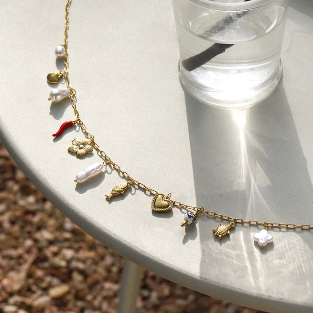 “lucky” belly chain