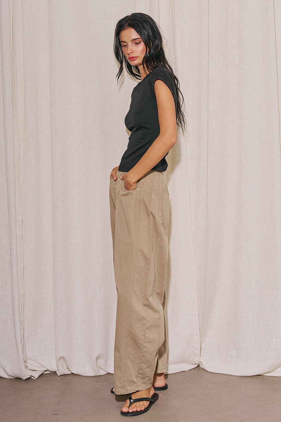 restock “alondra” barrel jean