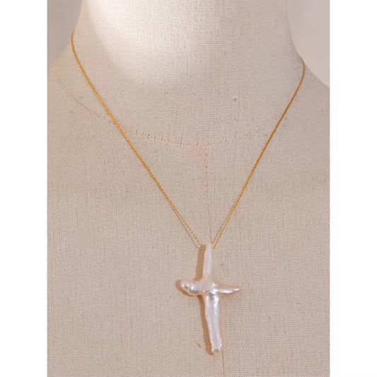 “kamila” pearl cross