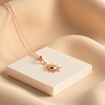 “los lunes” necklace