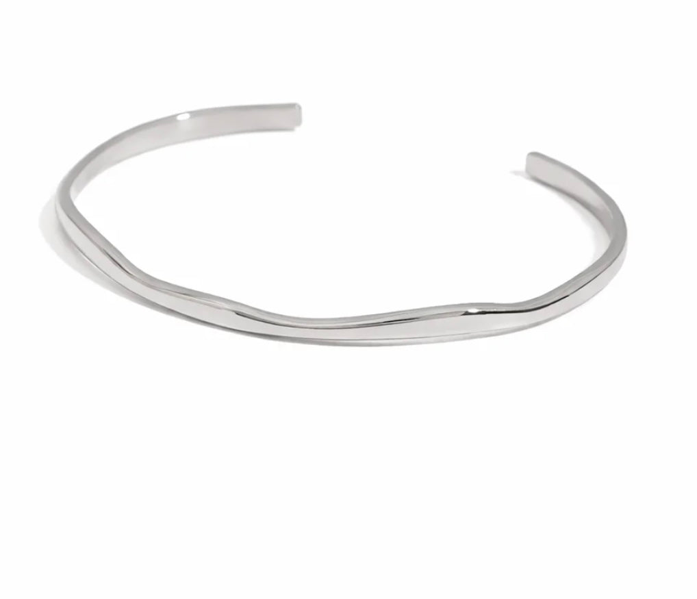 Lisa Bracelet Cuff