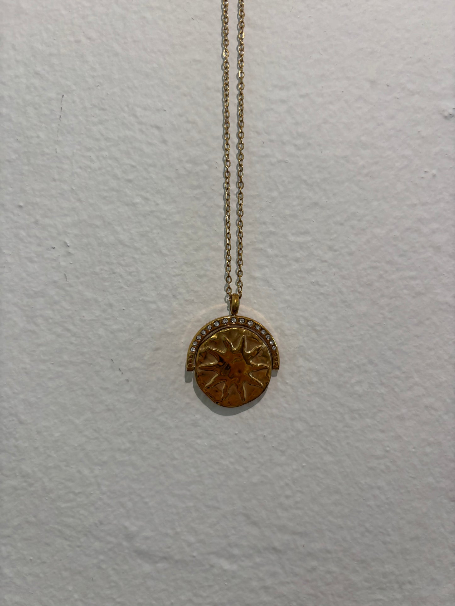 “Día y Noche” Necklace